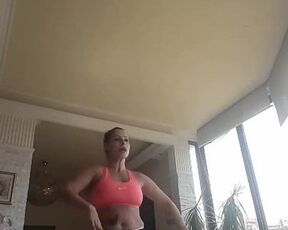 lebeanese milf dance 2