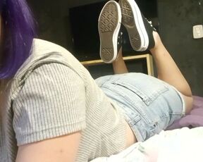 Lick my Converse ♡