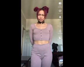 Tiktok trend Serafina Cherry twerk naky at work (18+)