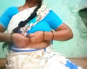 Tamil aunty priyanka pussy show in village home