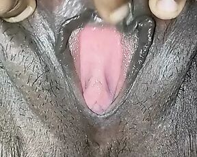 Mallu girl squrting in nice pussy