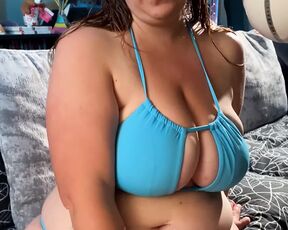 BBW Marie Cums Hard - Two Loud Vibrator Orgasms - BBW Milf Dirty Talk - Turquoise Bikini Fetish