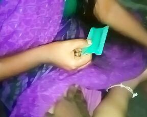 Tamil aunty boobs pissing