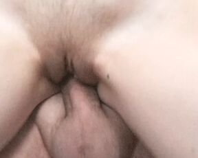 AMATEUR COUPLE MORNING SEX AND CUMSHOT. RIDE ON HE UNTIL HE HAD CUM POV HOT