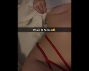 Tinder Date wants to fuck Gym Guy on Snapchat