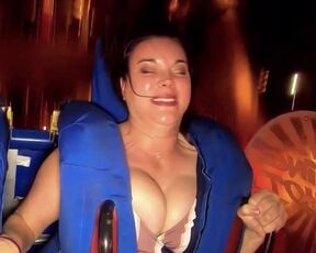 Big boobs on cam on park ride